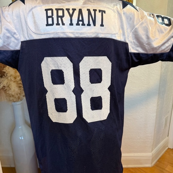 Throwback NFL Vintage Collection Jersey Dallas Cowboys Bryant #88, Child 18/20 - Picture 6 of 6